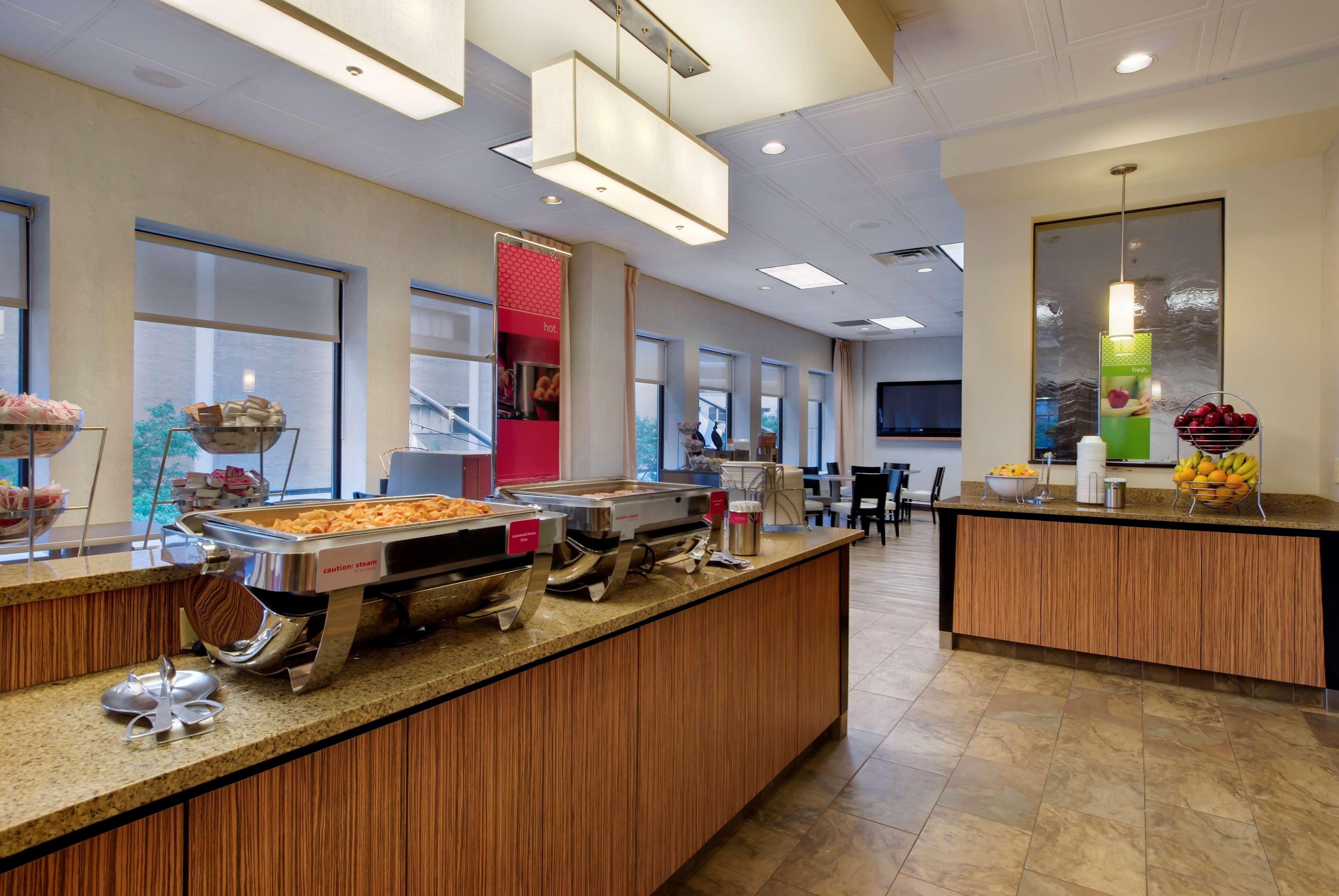 Hampton Inn & Suites Chicago-Downtown Exterior foto